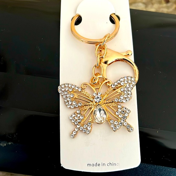 NIP- Adorable 3” Butterfly with Jeweled center Keychain - Picture 6 of 7